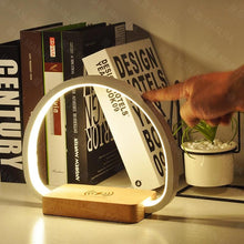 Bild in Galerie-Viewer laden, Wireless Charger LED Table Lamp with Touch Control www.technoviena.com
