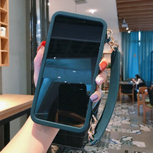 Cargue la imagen en el visor de la galería, Crossbody Wallet Case With Chain For iPhone www.technoviena.com
